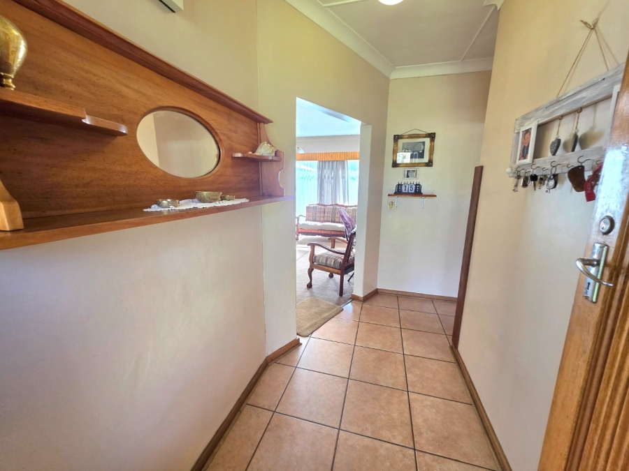 5 Bedroom Property for Sale in Panorama Free State
